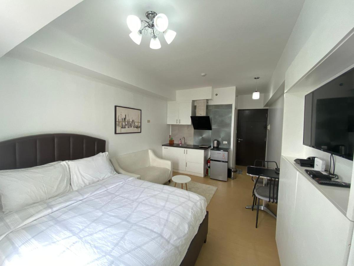 Compact Studio Unit @ Centrio Tower Кагаян-де-Оро Экстерьер фото